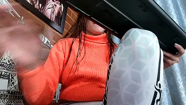 Snapshot of ValeriaLacrozee chatting on 03.06.25 ValeriaLacrozee online show from 03.06.25