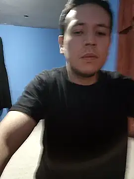 Snapshot of Cghjkkytr chatting on 12.04.25 Cghjkkytr online show from 12.04.25