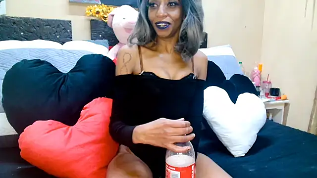 Snapshot of Nubiangiggles chatting on 02.20.25 Nubiangiggles online show from 02.20.25