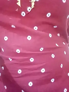 Snapshot of Arohi_is_Live chatting on 02.12.25 Arohi is Live online show from 02.12.25