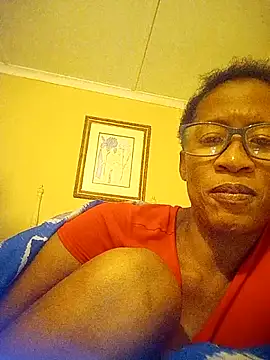 Snapshot of bustybillies chatting on 02.17.26 bustybillies online show from 02.17.26