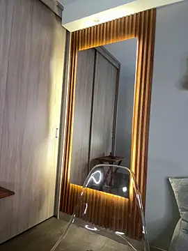 FridaKlein online show from 12.28.24