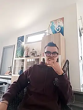 GLouglou19 online show from 03.02.26