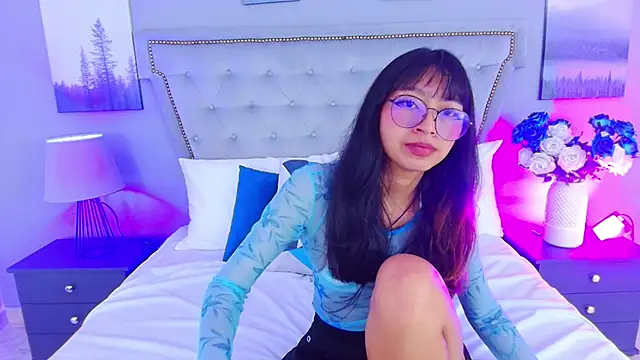 Yommi Winx online show from 09.12.25