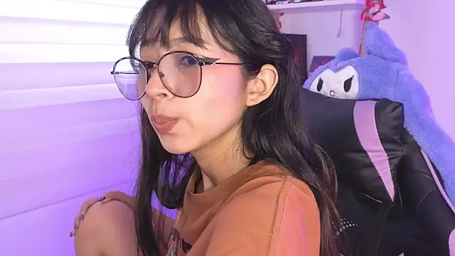 Yommi Winx online show from 11.08.25