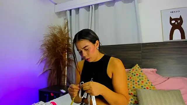 Martina Miiller online show from 02.06.25