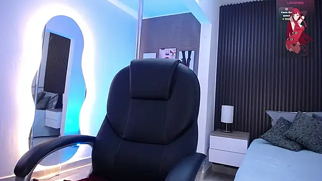 natasha  jackson online show from 10.22.25