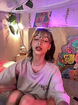 Kitty arts online show from 02.22.25