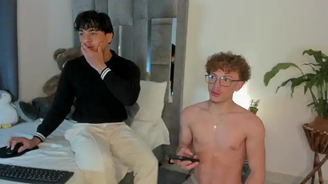 All3ssandr0 online show from 11.08.25