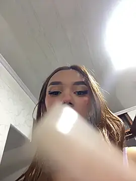 Nikol Rang   online show from 02.25.25