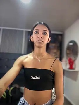 Nikol Rang   online show from 09.26.25