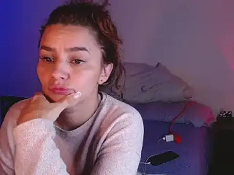 Lu perez online show from 02.25.25