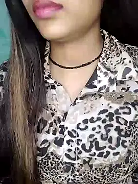 Sreya213 online show from 01.25.25