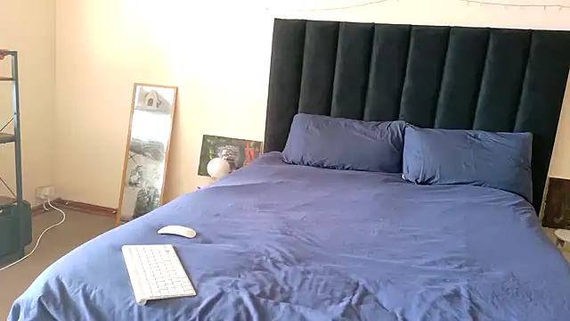 Snapshot of chloechrome chatting on 02.28.26 chloechrome online show from 02.28.26