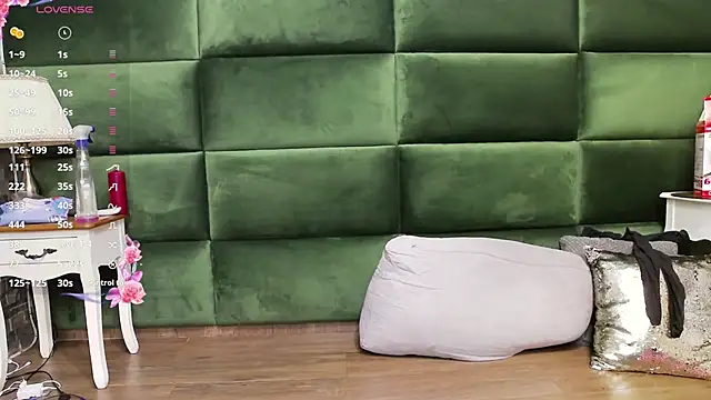 SelenSummer online show from 10.24.25