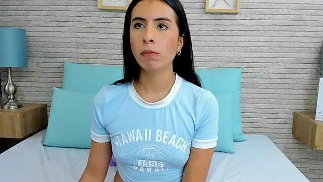 Snapshot of IssabellaLopez chatting on 12.11.24 IssabellaLopez online show from 12.11.24