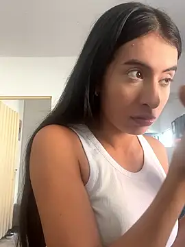 Snapshot of IssabellaLopez chatting on 01.07.26 IssabellaLopez online show from 01.07.26