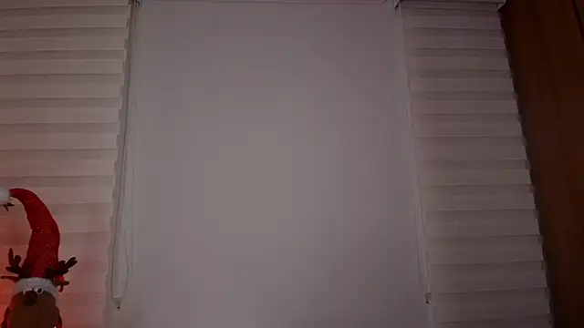 venusleroy  online show from 12.21.24