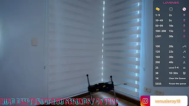 venusleroy  online show from 02.05.25