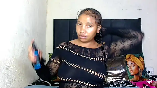 Snapshot of quenliyasa chatting on 04.25.26 quenliyasa online show from 04.25.26