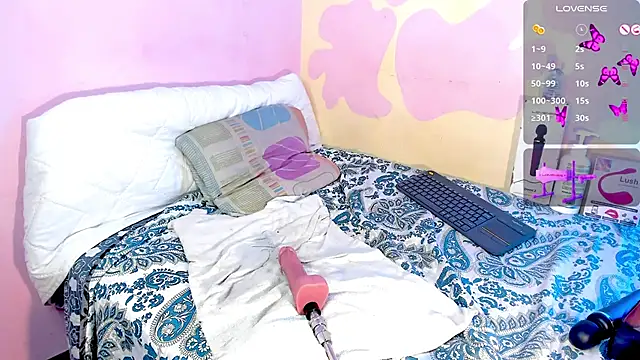 Snapshot of Crystal_channel1 chatting on 03.07.25 Crystal channel1 online show from 03.07.25