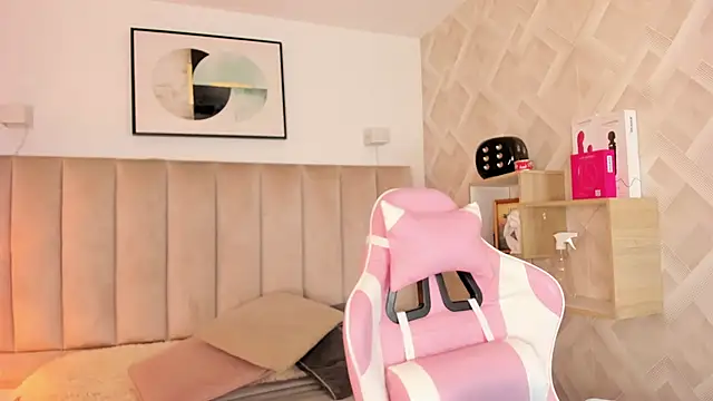 Haru Bonny online show from 04.15.26