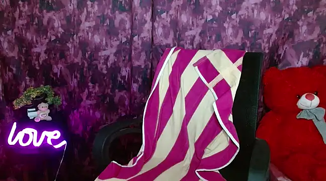 Naughty Ayesha1 online show from 01.18.25