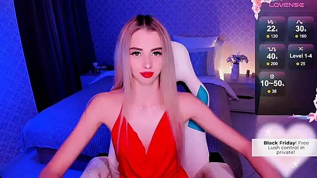 Emilia Klar online show from 12.05.24