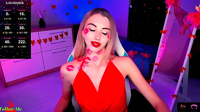 Emilia Klar online show from 02.12.25