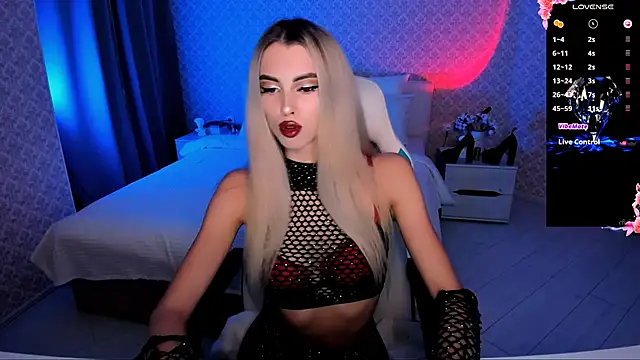 Emilia Klar online show from 09.08.25