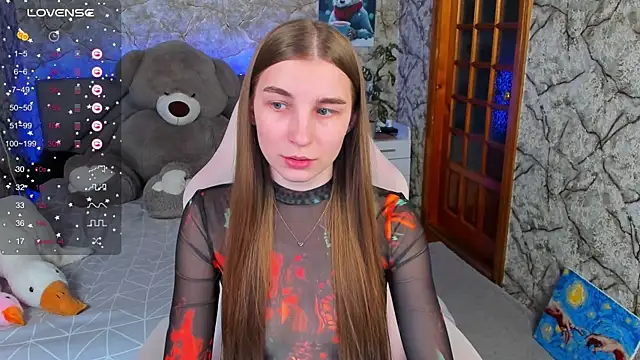 Snapshot of _flowersweeet_ chatting on 02.10.26 flowersweeet online show from 02.10.26