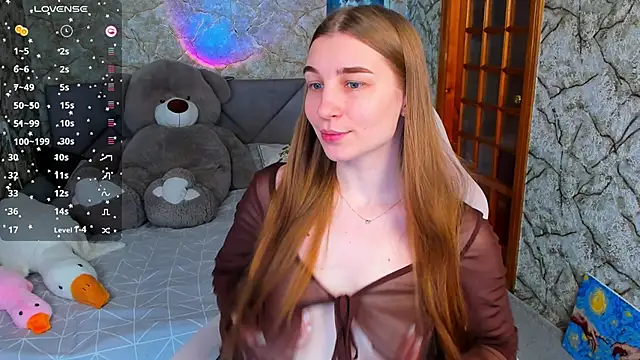 Snapshot of _flowersweeet_ chatting on 02.20.26 flowersweeet online show from 02.20.26