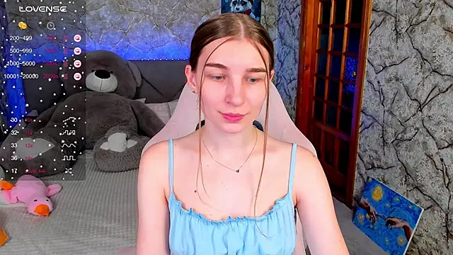 Snapshot of _flowersweeet_ chatting on 02.25.26 flowersweeet online show from 02.25.26