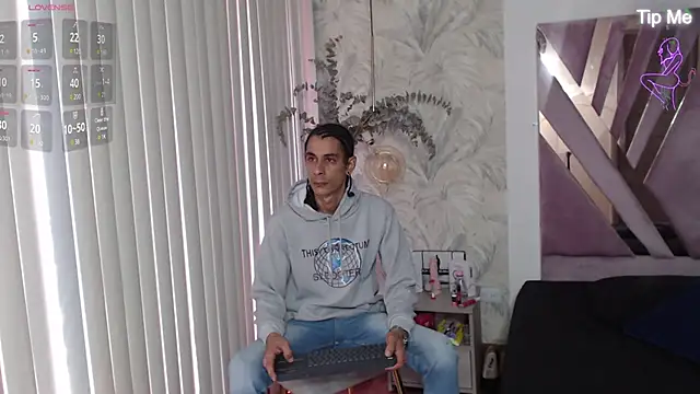 Snapshot of jackstanford chatting on 01.16.25 jackstanford online show from 01.16.25