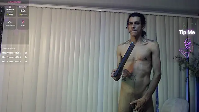 Snapshot of jackstanford chatting on 02.09.25 jackstanford online show from 02.09.25