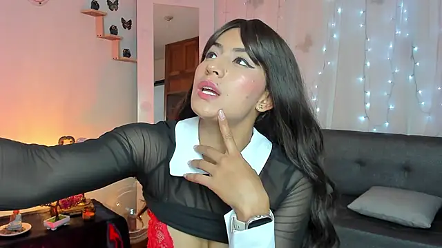 Alaia Love77 online show from 03.03.25