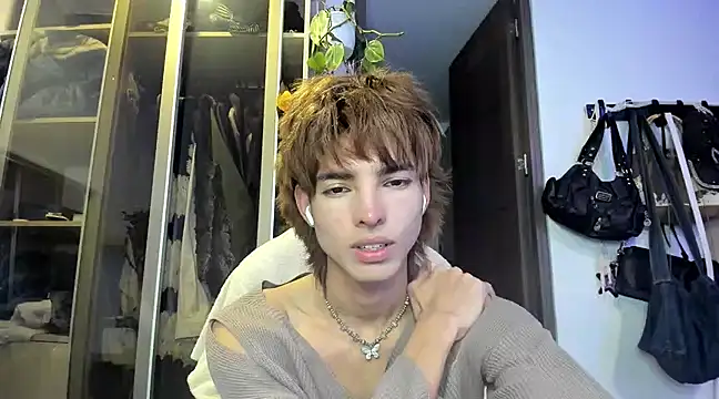 santy-kitty online show from 01.27.25