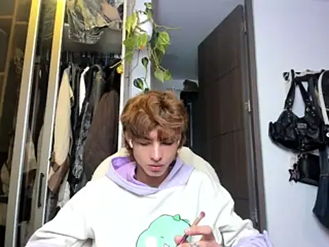 santy-kitty online show from 02.04.25