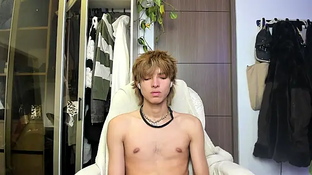 santy-kitty online show from 02.27.25