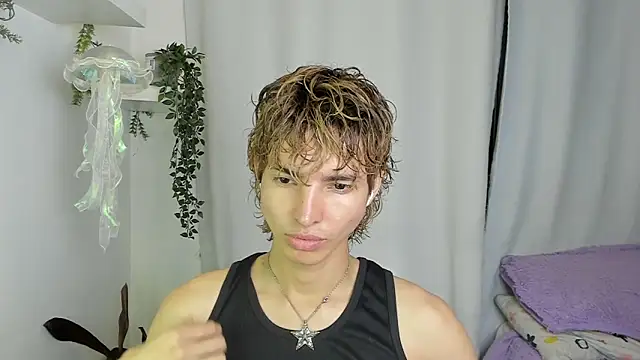 santy-kitty online show from 10.12.25