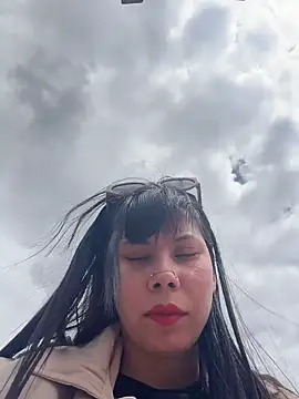 Snapshot of EemaHaruki chatting on 02.25.26 EemaHaruki online show from 02.25.26