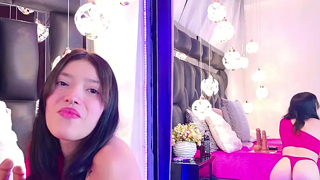 AlliciaKim online show from 02.12.25