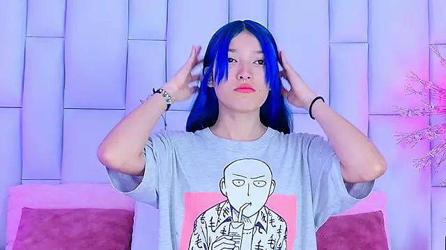 AlliciaKim online show from 03.06.25