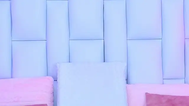 AlliciaKim online show from 03.07.25