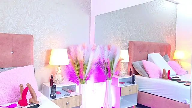 AlliciaKim online show from 10.13.25