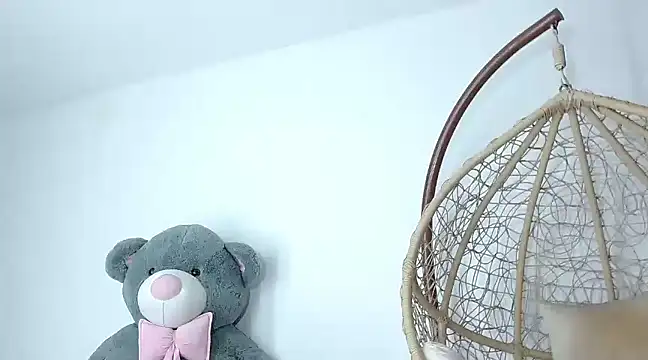 ebonyhotcats90 online show from 01.31.25