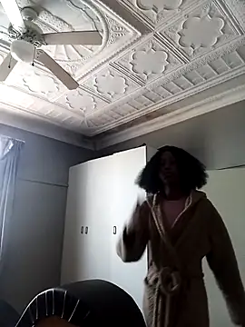 Snapshot of 02Boitybaby chatting on 10.22.25 02Boitybaby online show from 10.22.25