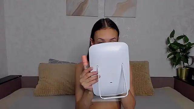 Snapshot of ChloeTeles_ chatting on 01.12.25 ChloeTeles online show from 01.12.25