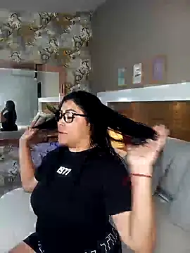 EmaBakker online show from 10.08.25