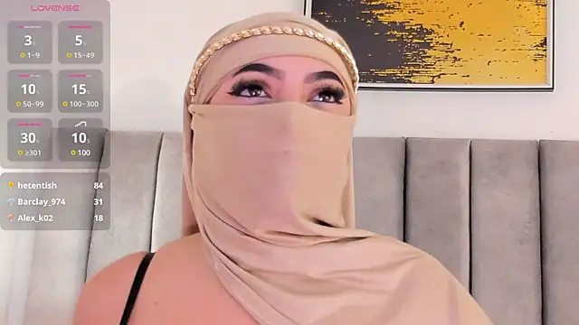 Snapshot of _malih_ chatting on 01.11.25 malih online show from 01.11.25